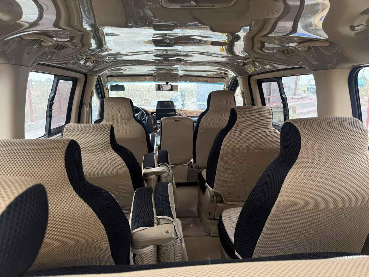 ستاركس موديل 2009 لبيع 

سياره بيهه بارد قليل ولباقي مكفول 

سياره محوره مسكر سبلاين 12

سعر 165 وبيهه مجال 

مكان سياره الانبار رمادي 

رقم سياره دهوك بسمي تحويل مباشر 
***********
