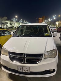 دوج كرفان 2016 وارد كندي Sxt محرك 3600V ماشيه 78ميل  ضرره بين جاملغ وب...