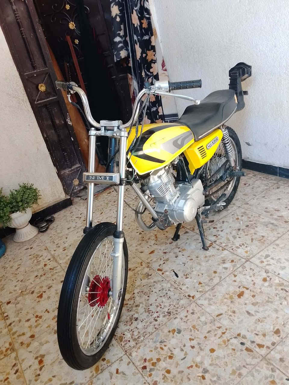 دراجه نامه متياز نضافه 100/100 اي نقص مابيه  لسعر 700او بيه مجال مويل 2023  اوراقه اصوليه لمو شراي ليتعبني مكان الرميثه  اي ستفسار ***********
