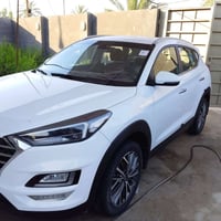 ورحمه الله وبركاته توسان موديل 20 لبيع رقم 07815118533