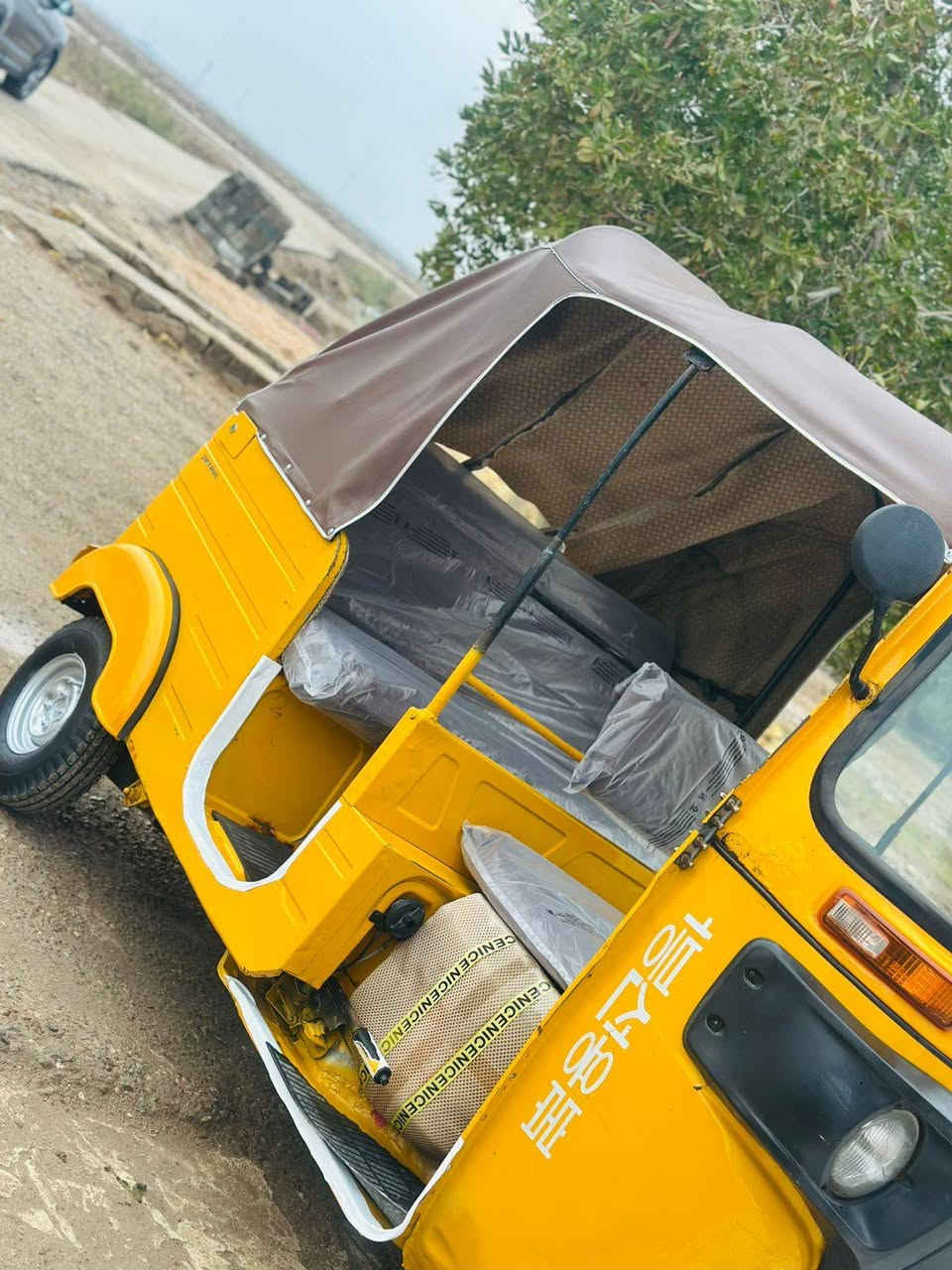 سلام عليكم تكتك لبيع 19 شهر11وكيل سيد خلدون تكتك كفاله ما عدا بارد بصيط  فقط باقي كفاله مكينه مكينه مكفوله تخم تاير جبلي جديد مكاني ميسان قضا ميمونه شراي ينتصل ***********
