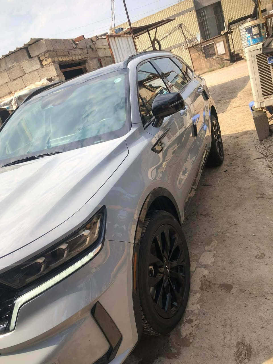 السلام عليكم من رخصة الادمن
كيا سورينتو موديل ٢٢ وارد امريكي كلين تايتل 
مكينه ٢٥٠٠ تيربوا مكفوله كفاله عامه بي ايبي
السعر ٢٩٠ بيها مجال 
مكان السياره بغداد 
***********
***********
