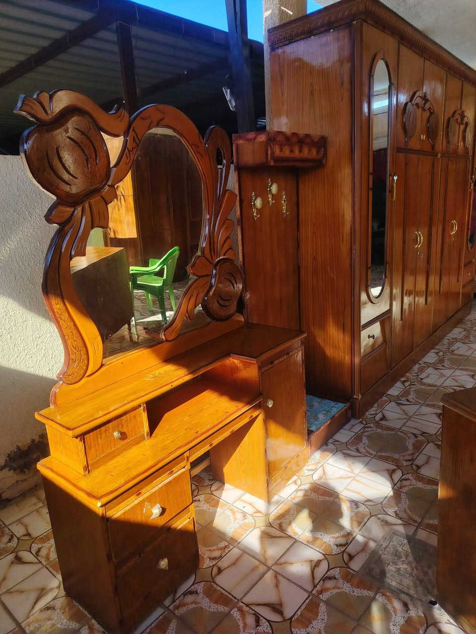 غرفه تفصال جديده السعر. 500 رقمي ***********
