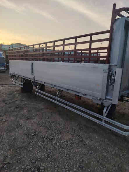 السلام عليكم بدي للبيع
صفاح 70،، سته وربع العنوان واسط الصويرة ***********
