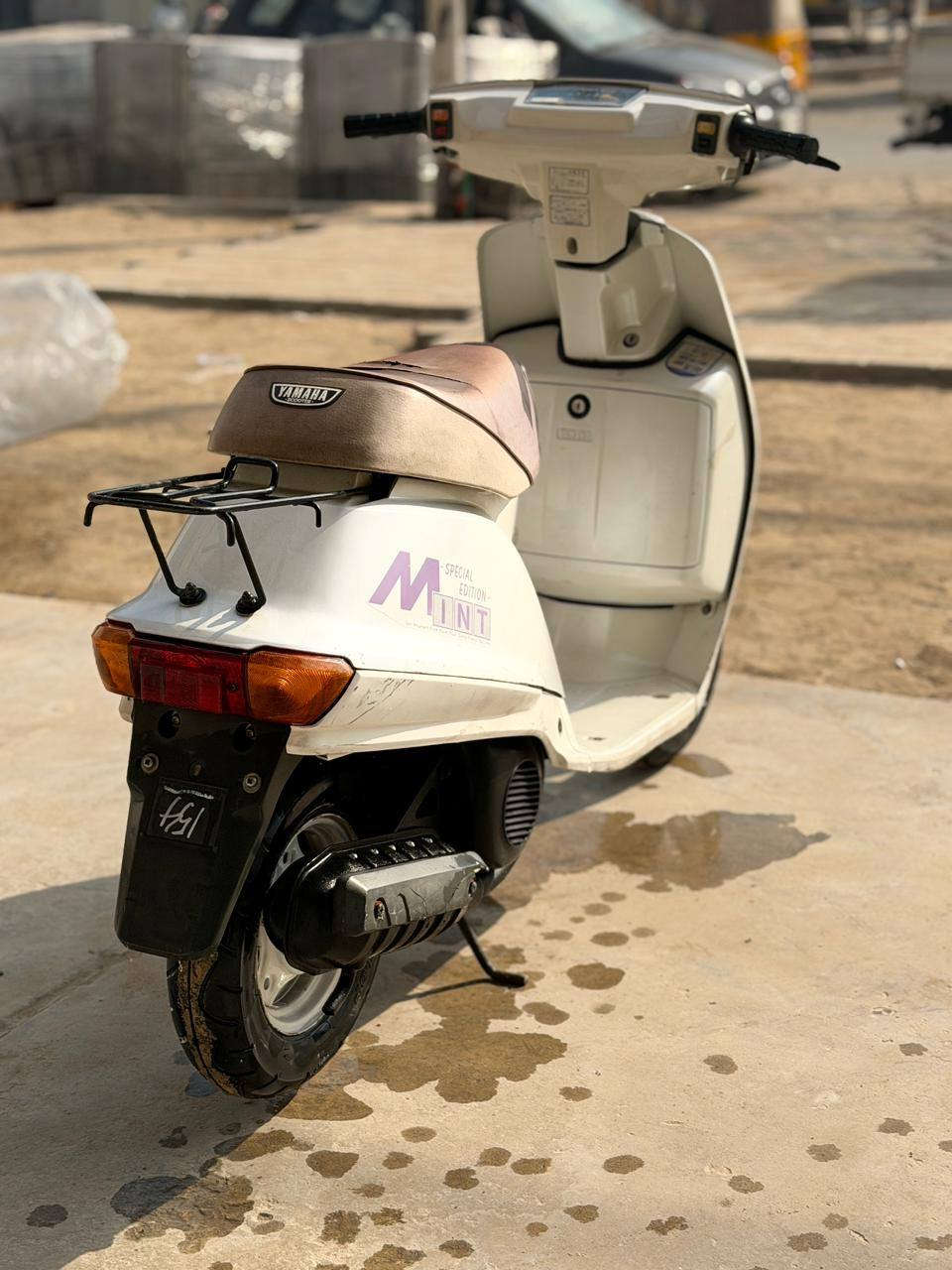 سلام عليكم دراجه منت للبيع ماشيه 3000 الدراجه نازله صارلها 10 ايام رقم الهاتف ***********
