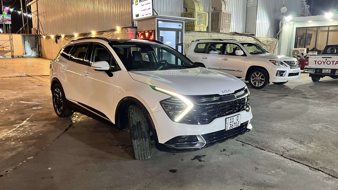 للبيع كيا سبورتج برستيج فووول فول مواصفات 2023 وارد أمريكا
حادث جاملغ فقط و راجع بدون تبديل اي قطعة ، رقم بغداد هزة جديدة 

- محرك 2500 بنزين 4 سلندر / گير أوتوماتيك 8 سرعات
- فتحة سقف بانوراما + باب صندوق خلفي كهربائي
- ويل المنيوم وكالة 19 مع تايرات جديدة
- شاشتين كبار رقمية + نظام صوت هارمان كاردون 
- مقاعد جلد، كرسي سائق وراكب كهرباء، تبريد وتسخين للمقاعد الأمامية
- تسخين مقود + تكييف أوتوماتيك ثنائي المنطقة مع فتحات خلف
- حساسات أمامية وخلفية + كاميرات محيطية ٣٦٠ درجة
- رادار ومثبت سرعة ذكي + تحذير مسار + تحذير نقطة عمياء + تحذير حركة خلفية

- ماشيه 54 ميل

- السعر 220$
مكان السيارة : واسط الكوت
التواصل واتساب ***********
