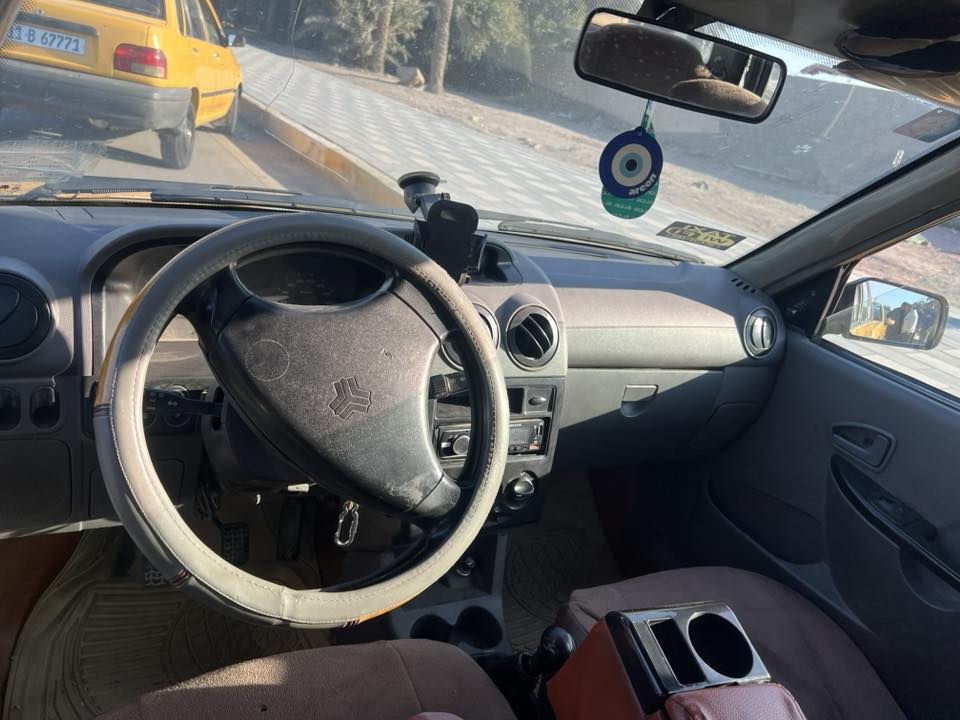 السلام عليكم سايبا 2012للبيع
مبدل حاملغ امامي وجاملغ خلفي مصبوغ
والباقي كدامك مكاني بغداد مصفره هيئه وغرامات 
سياره ينراد الها ترتيب هاملها سعرها24وبيها مجال ***********
