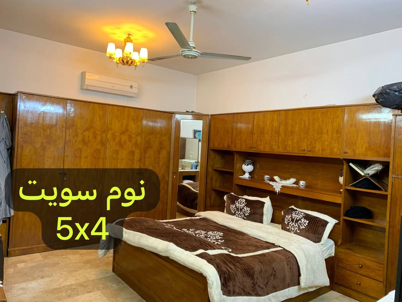 للبيع دار سكن سند مستقل 🏦
المساحة 307م 📏 واجهة 9.30 * نزال 33
📍 زيونة محلة 714
يحتوي الطابق الارضي على (كراج + مطبخ + استقبال + حولي + 3 نوم + خدمات) اما الطابق الاول يحتوي شقتين و كل شقة تحتوي (غرفتين + مطبخ + صالة + 2 خدمات)

لمزيد من الاستفسارات الاتصال على الرقم الآتي:
☎️ *********** / شركة الجوهرة 💎
او زيارة موقع الشركة الكائن في:
📍 زيونة - محلة 710 - شارع القاعة الملكية - مقابل جسر الأمانة

🔍الشركة مجازة رسمياً من غرفة تجارة بغداد - إستثمر بأمان 🔎
🫆 نعمل بالنظام الإلكتروني الجديد (منصة عقاري) 🫆
📝 نستقبل كافة طلباتكم وعروضكم وعلى مدار الساعة ⏱️
"اتصل بالجوهرة والي تريده تبشره"💎
