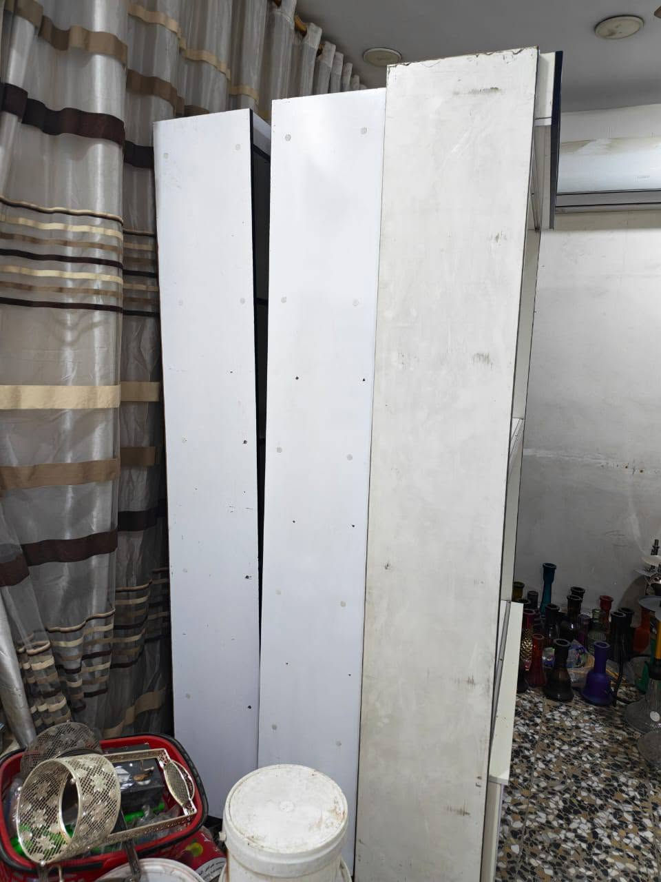 السلام عليكم فاترينات استخدام قليل العدد 8 والقياسات الطول ٢٢٣/ والعرض ١٢٤/ العدد ٤ / الطول ٢٢٠/والعرض ٩٢ / العدد ٤  تم رفع الجام للمحافظة عليه سعر القطعة 100 للاستفسار الاتصال على الرقم *********** مكانهن بالمشتل
