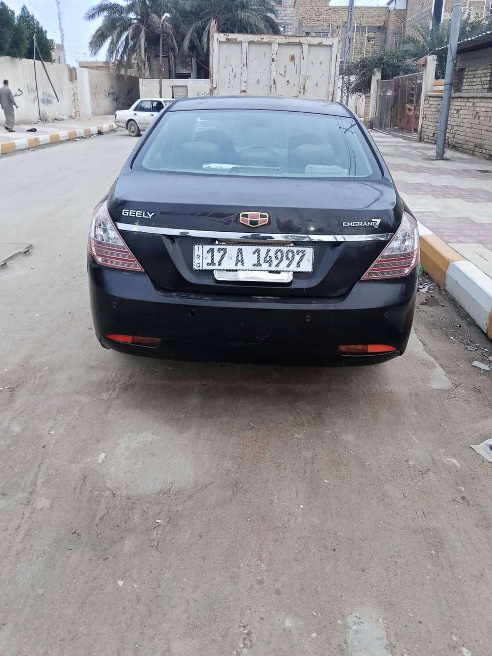 السلام عليكم سياره لبيع ام أكراند 2013 مكفوله من الضربه وبيه رشات صبغ مكفوله مكينه وكير بيكاتشو ياباني الحديث  مكفوله من حداديه جديده تبريد ثلج كهربائيات كلهه شغاله وتخم تاير  سياره بسمنا تحويل شوكت متريد
الرقم /***********
السعر / 40 ورقه
