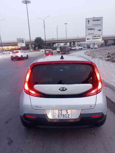 السلام عليكم صول 2020 وارد امريكي حادث جاملغ وبنيد فقط 
الباقي مكفول ماشيه 62 mi سياره جديده وجاهزه محرك وكير جدد ما مفتوحات تبريد ثلج صدر جديد مواصفات شاشه جبيره كار بلي وتحكمات ستيرن وكامره خلفيه رقم بغداد انگليزي وهزه جديده سعر 120 $ ورقه وبي مجال مكانها بغداد***********
