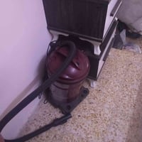 مكنسة كهربائية • أجهزة منزلية