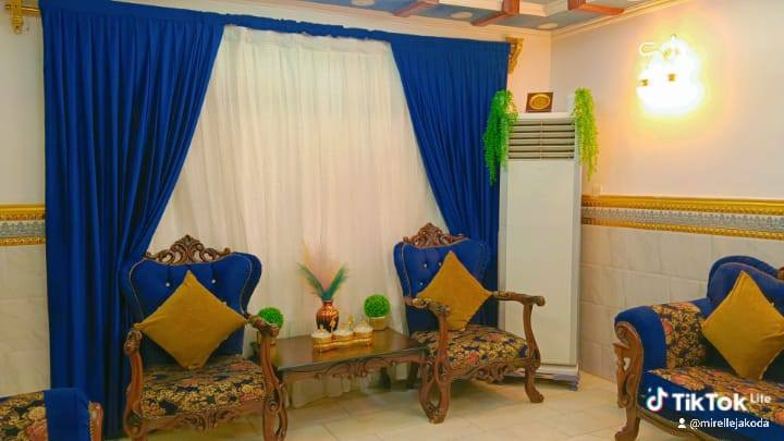 السلام عليكم تخم 10مقاعد جديد خشب أصلي السعر 750ثلاجة جديدة ماداخلة تصليح السعر 175غرفه تركي اصلي 6قطع السعر 750ميس طعام جديد السعر 150
العنوان بلديات شارع 30 دايركت للاستفسار


**إذا كنت صاحب هذا الإعلان وتريد حذفه لأي سبب، رجاءا أرسل رسالة إلى الدعم الفني**