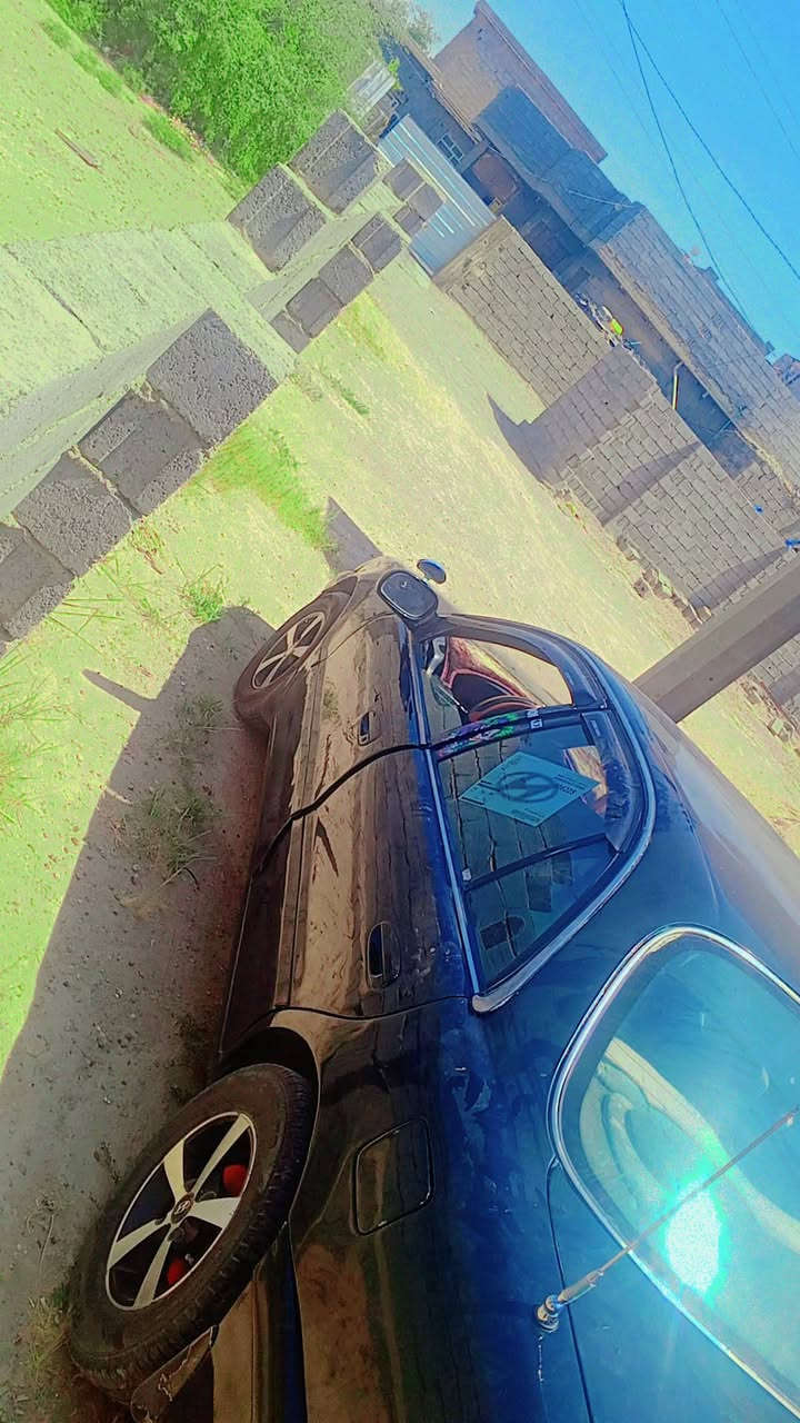 للبيع سوناته تو محرك كير صدر خير من الله تخم تاير موديل 95 سنويه لل 28 لون زيتوني مكان الصقلاويه معهد الفني السعر 37 وبيه مجال للشراي الهاتف *********** كير عادي
