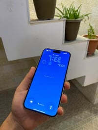 ايفون 15 بلص نظيف كلش ذاكره 128  بطاريه 89 مشحون 444 مره  لونه يخبل ال...