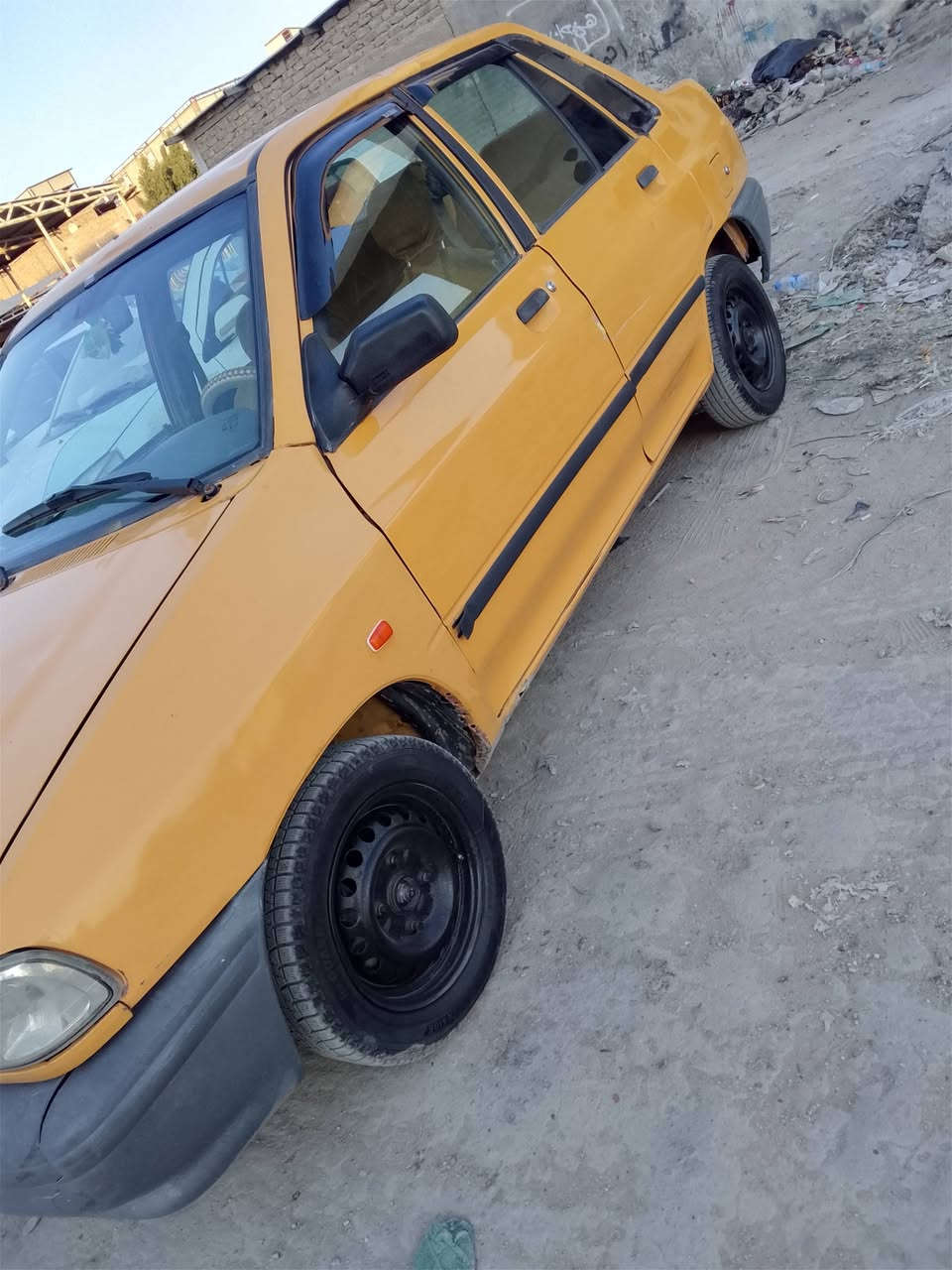 يا الله سايبه للبيع موديل 11 رقم بغداد مالكها حله مكينه وكير وحداديه كفاله مصفره هيئه سعر 23 بيه
***********
***********
