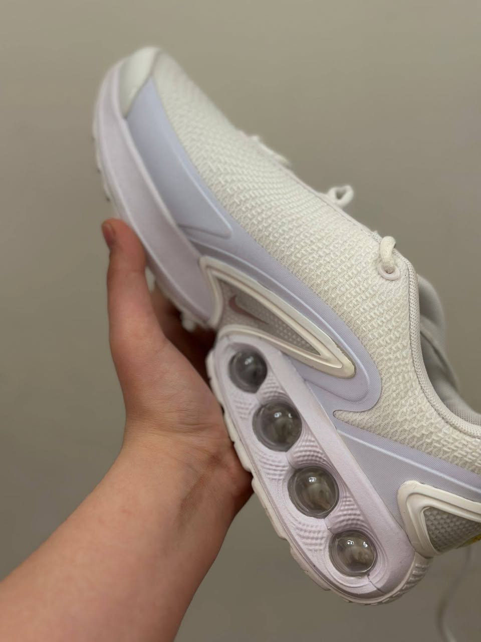 خصوكات ناررر عله الاحذيه و متوفر بعد احذيه اذا تريد خاص  او على الرقم***********
