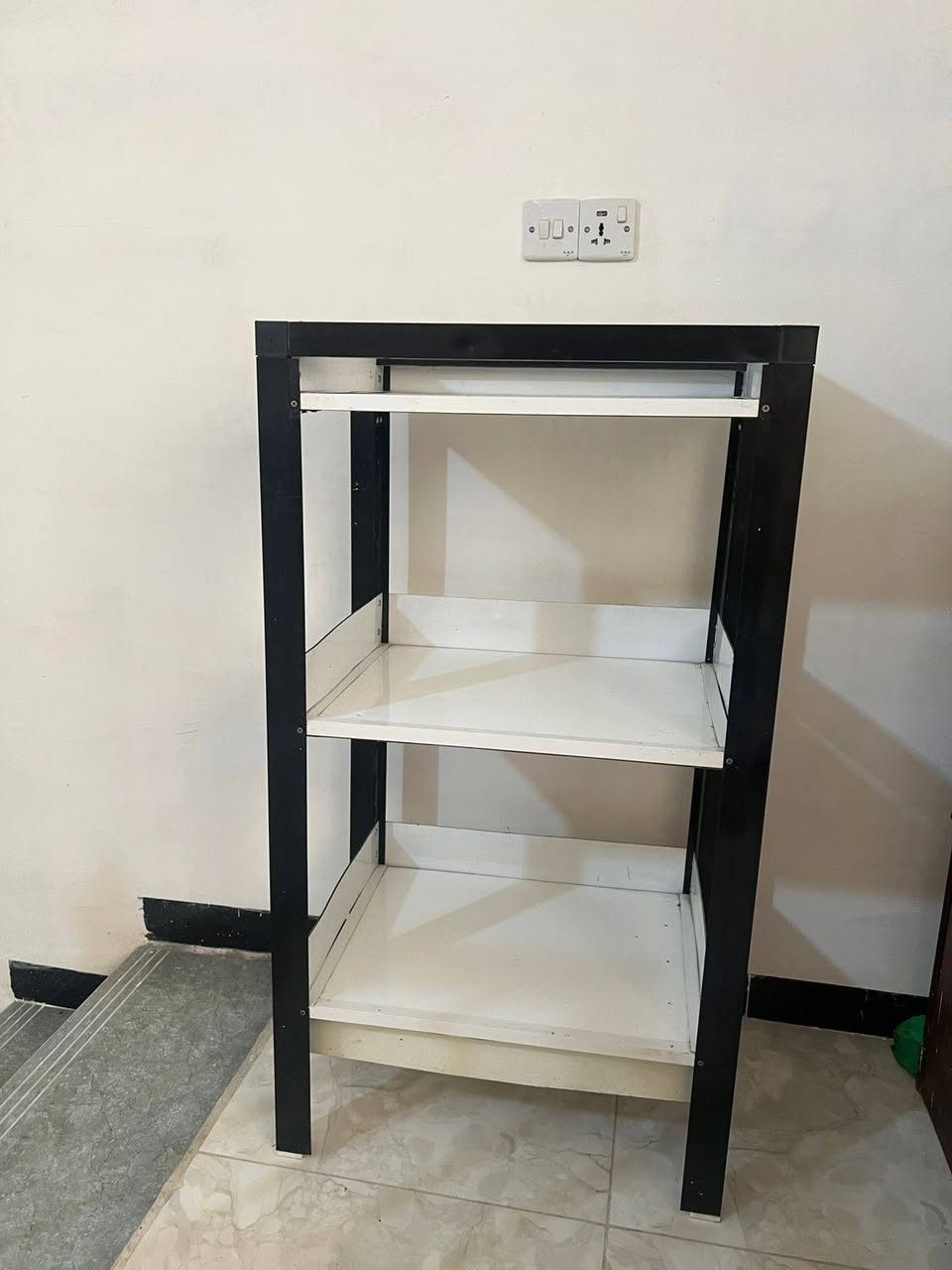 ميز مطبخ المنيوم حطاطه قفلة ٢٥ ارتفاعه متر ونص زولية ٤ في ٥ قفلها ١٠ الاف غزالية


**إذا كنت صاحب هذا الإعلان وتريد حذفه لأي سبب، رجاءا أرسل رسالة إلى الدعم الفني**