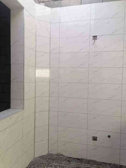 سلام عليكم اصطه سيراميك متفرغ حاليا *********** كركوك
