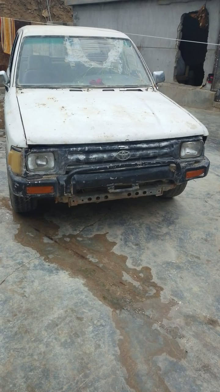 السلام عليكم بكم للبيع  السعر 10 الاستفسار على الرقم ***********
