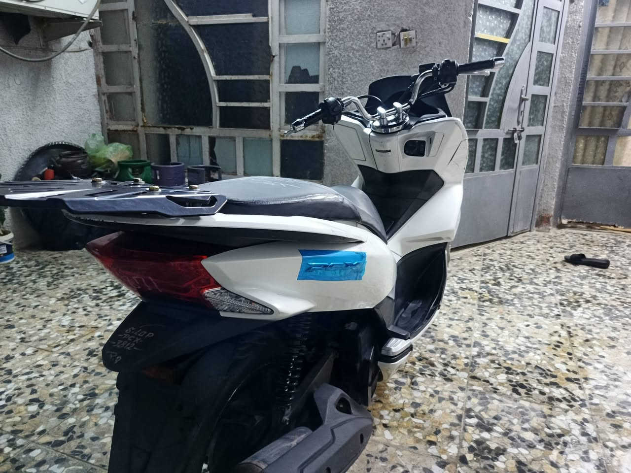 السلام عليكم
لبيع بي سي اكس جيل الثاني ياباني 
ممشاها حلو الدراجه نضيفه يرادلها ترتيب بسيط سعرها 13وبيها مجال
الاستفسار ***********
