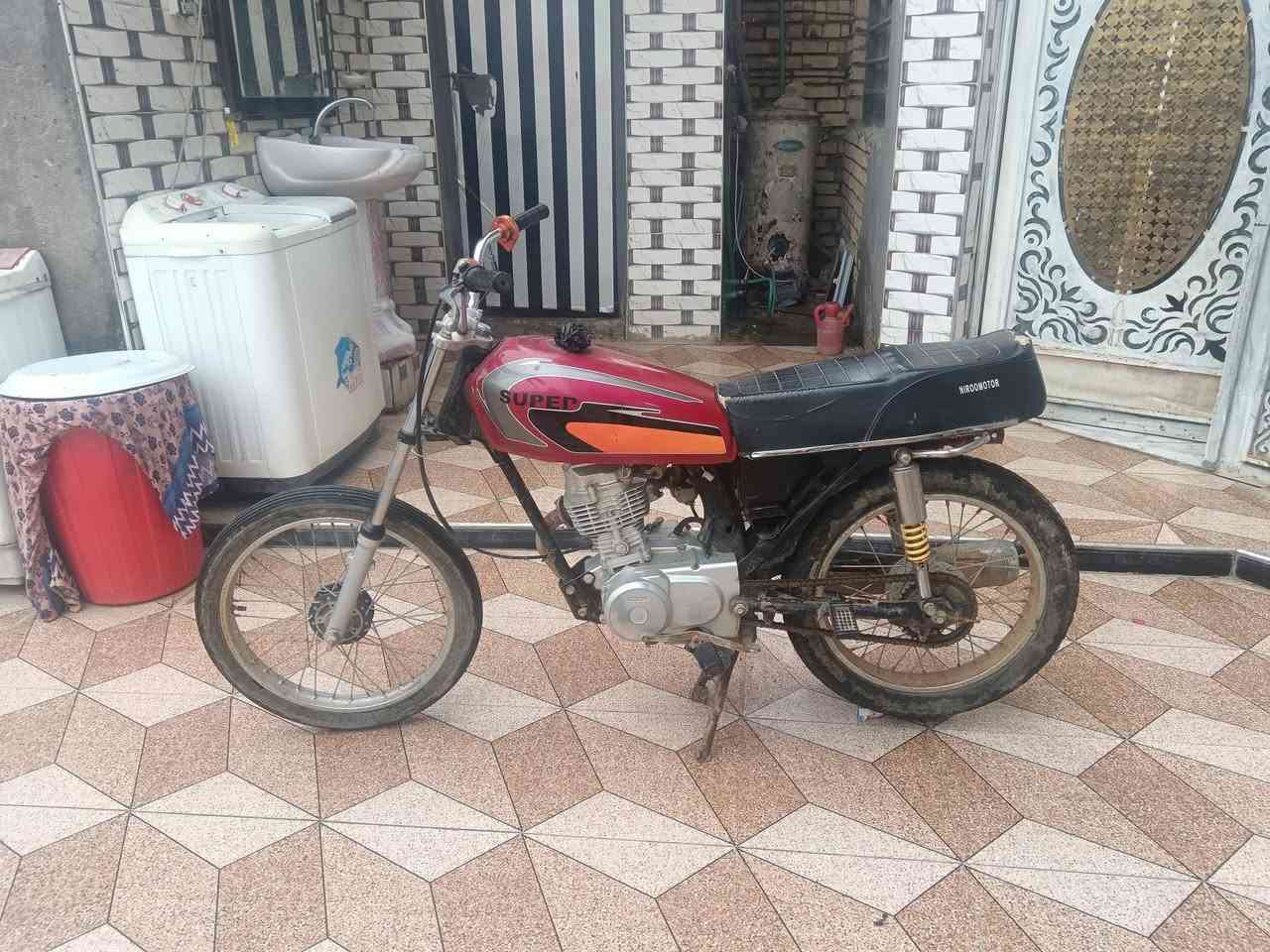 سلام عليكم دراجه لبيع كلك كلك  دراجه نضيفه مكينه 24 الشراي بخدمتك بس المريضه يطلع كبل 
مكان ناصريه سجن الصلاح


**إذا كنت صاحب هذا الإعلان وتريد حذفه لأي سبب، رجاءا أرسل رسالة إلى الدعم الفني**