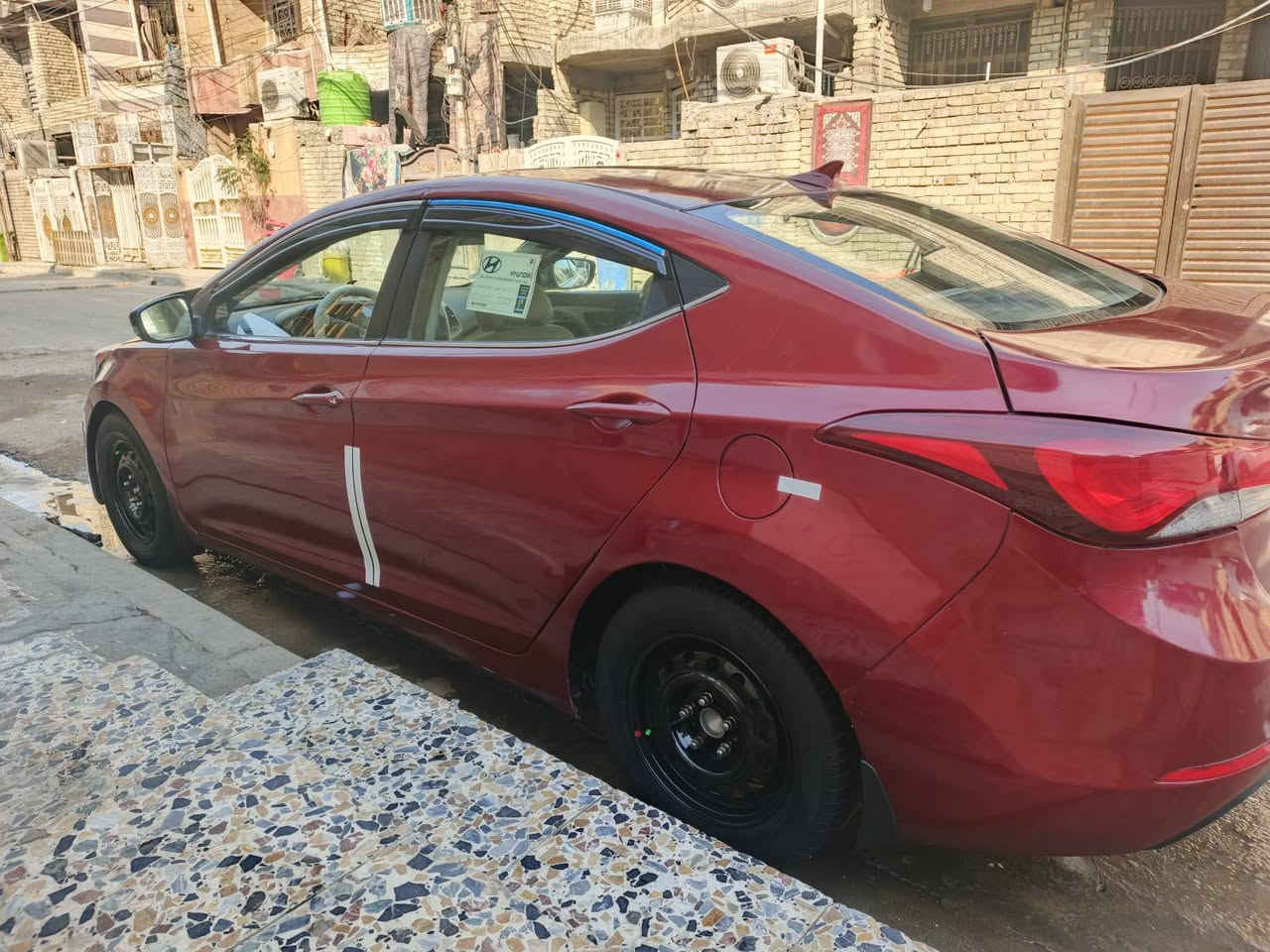 السلام عليكم النتره 2015 أمريكي حادث جاملغ امامي بل عراق بنيد رقم ذي قار بسمي السعر 98 وبيه مجال بسيط سنويه جديده سياره نص فول رقم مشروع وطني اي مكان تحول الشراي يتصل ***********
