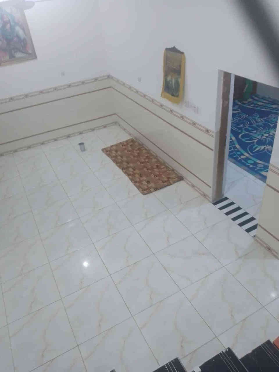 بيت البيع بزراعي حي شهداء الاول مساحته 75متر السعر 30وبي مجال الشراي ***********
