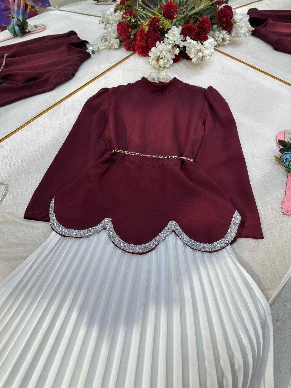 ❤️ ﷽
الكولكشن العيد  يبدأ من هنا 💐 

ووصل الجمال وترند الموسم😍❤️

فستان طول كامل كبس خامة دابل صيفي

قياسات  من 38 _ 4


**إذا كنت صاحب هذا الإعلان وتريد حذفه لأي سبب، رجاءا أرسل رسالة إلى الدعم الفني**