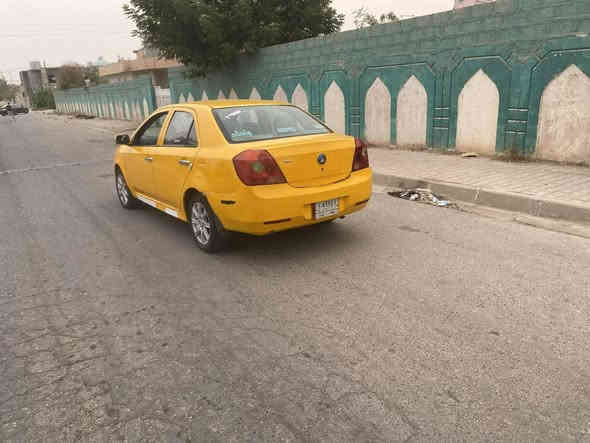 سلام وعليكم عندي جيلي للبيع للبيع للبيع
أو مراوس بخصوصي بطاقه بانزين 
صاحبه بكركوك وعندي وكاله سياره جاهزه 
محرك كير عادي انضاف يرادله صدر وترتيب
عنوان  ثاني تكريت 
لعلم سعر ٢٥ وين أتريد حياك الله
***********
