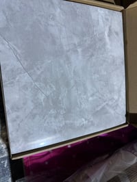 لواصق جدران • كمية • للبيع