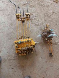 جي سي بي للبيع 07716620577