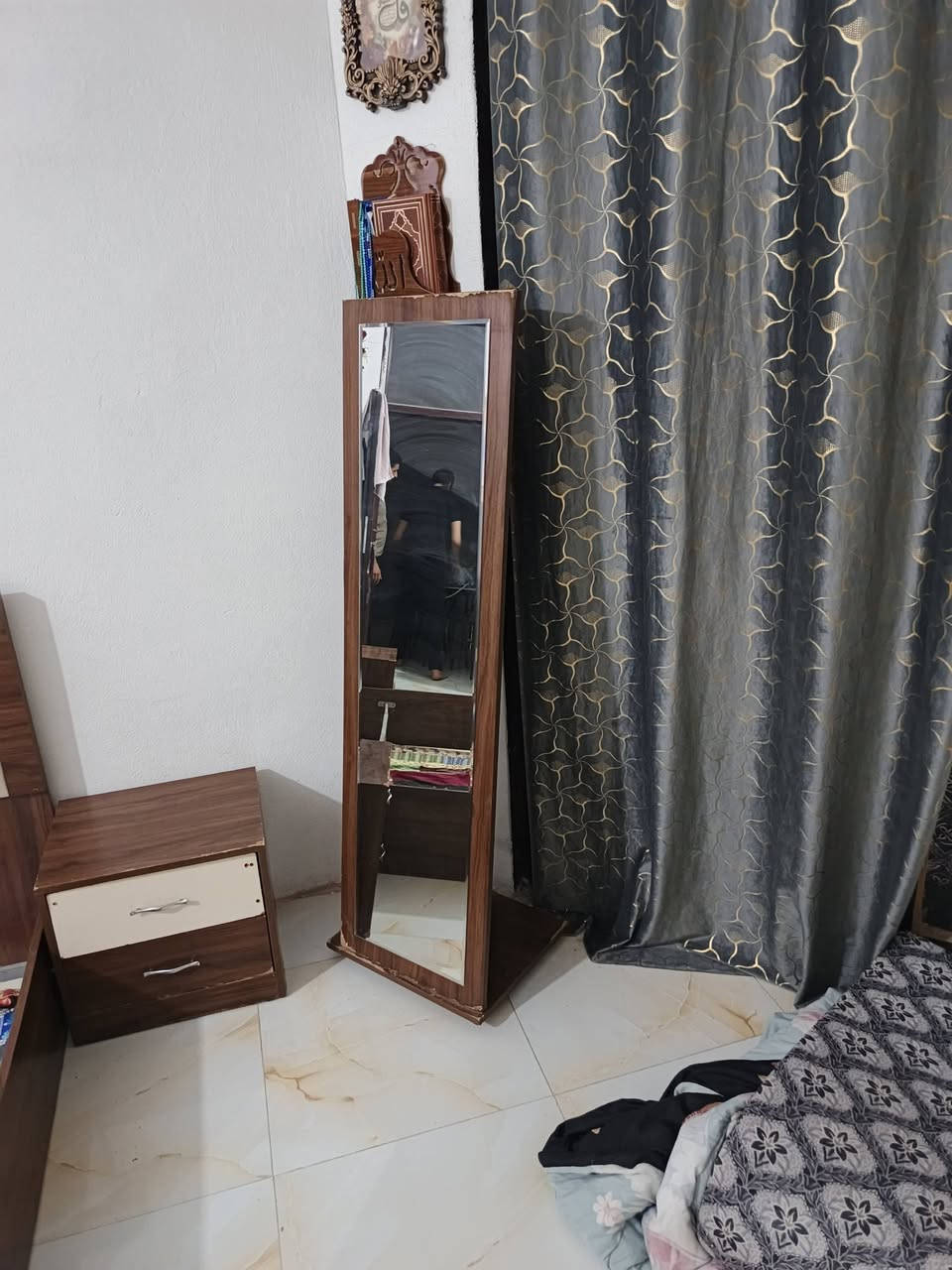 غرفه تركيه 7 قطع نظافه فول لبيع سعر 300 مراسلت صفحه واتساب ***********
