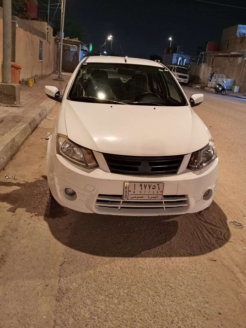 السلام عليكم سياره ساينه مديل 2020 السياره كفاله عامه من الطول للطول ماعدا الهلال بي ضربه خفيفه ومعمر وجاهز السياره اقصاد وبقى شي قليل ويخلص الاقصاد السياره بصره وراعيها موجود يمي ***********
