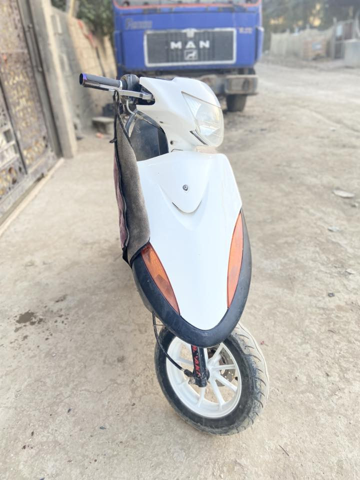 السلام عليكم عدله للبيع مكينه بلاد شلعه معدل خير من الله كهربائياته كله شغاله سلف هندر نكره تزويد خارجي مكان حله جبله استفسار. ***********
