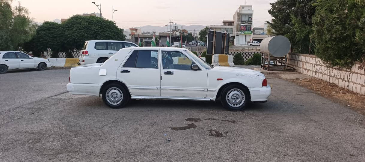 نیسان سدریک تەبرید لەسەر سویچ تازە خازی تێکراوە تازە پێشی کامل داگیراوە گێڕی تازە خراوەتە سەر مەکینەی تازە تەشیفتە هەموو گیانی بیانوو بڕە سعریشی خوار هەموو بازاڕ تەنها ١٩ گەڵا  سەیارەکە سەنەویییە بەشەرتی ئەوەلیات شوێن سلێمانی بۆپەیوەندی کردن ئاسیا *********** کۆڕەک واتسئاپ ڤایبەر *********** السليمانية, العراق

