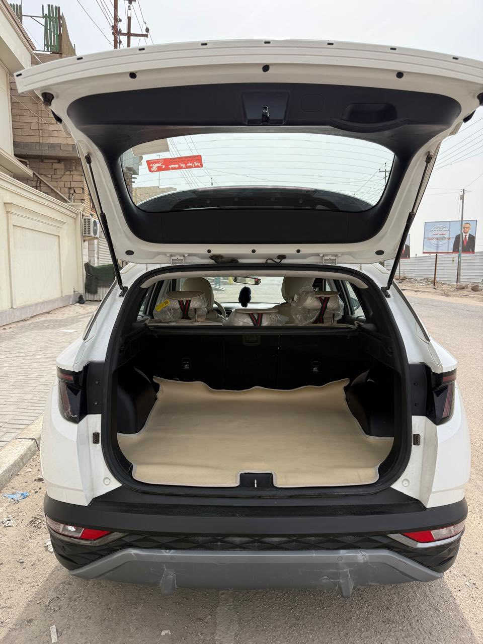 سلام عليكم توسان البيع موديل 2024 رقم اربيل السياره ماشيه 26 بيه مكانين بارد سعره 205$ مكان السياره البصرة ***********
