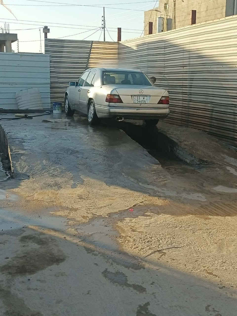 السلام عليكم مارسيدس للبيع دب موديل 1992 رقم بغداد نكليزي مداور ثاني يوم بسمي تخم جديد حداديه وسط تبريد ثلج
محرك محور سي 9 عنوان السيارة نجف السعر52

 ***********
