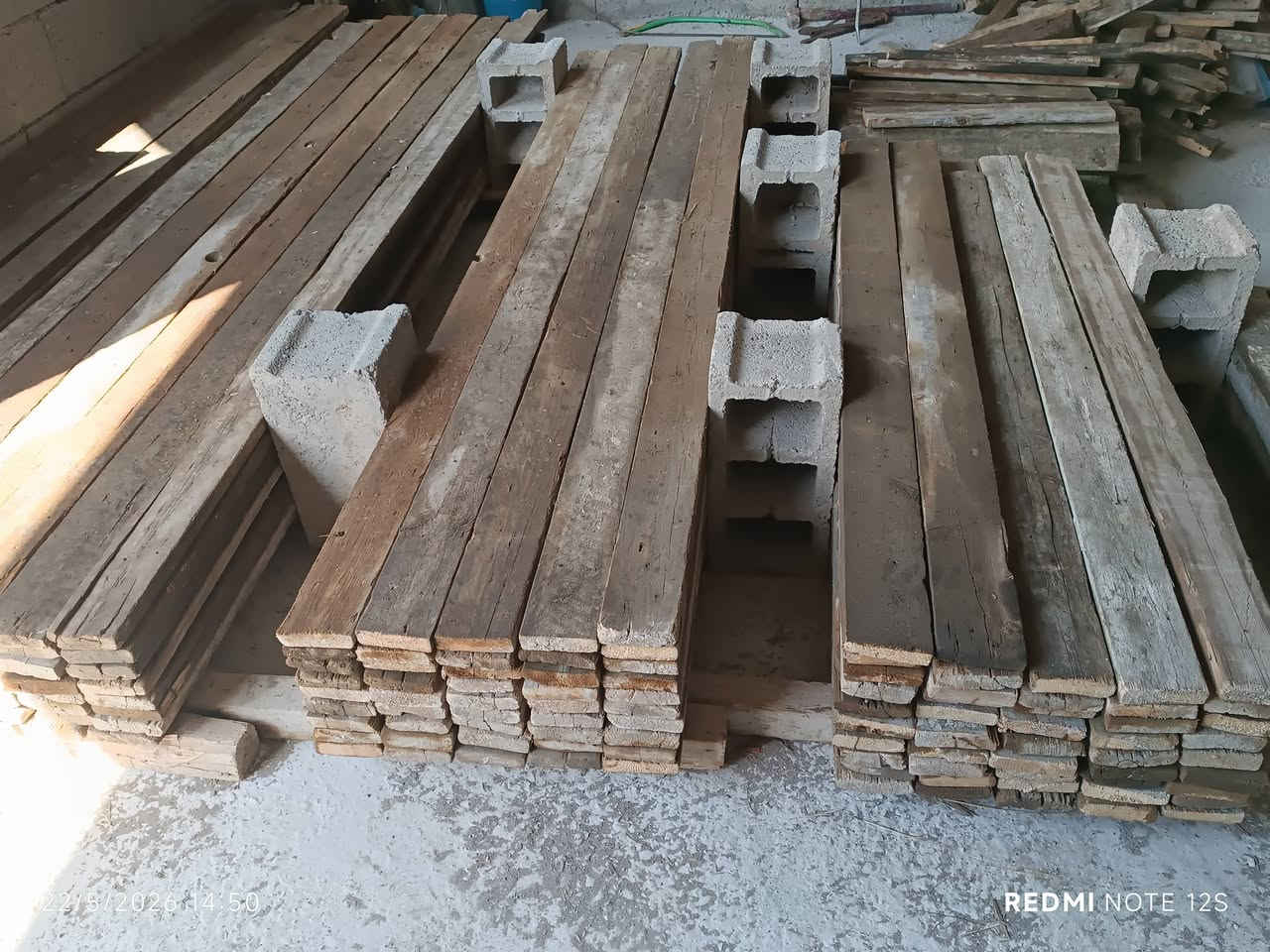 قالب 14مكعب للبيع .
5مكعب سير مترين ومتر ونص 
6مكعب وربع؟ لوح 4متر 
1مكعب ونص ؟ لوح3ونص و3
2مكعب؟مقاصير .

ديالى خانقين ..
***********
