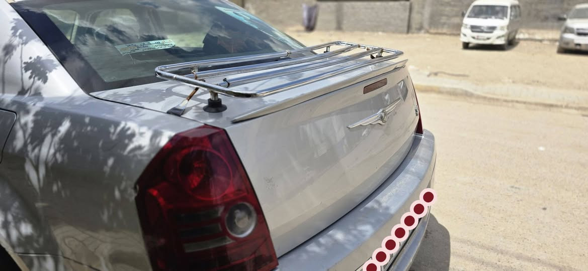 السلام عليكم كرايسلر s300 مكينة 3500   بدون حادث فقط كلير بل جاملغ الخلفي و التكمه اثر جراد ماشيه 230 رقم نينوى بأسمي مكانه بغداد 
طخم تاير جديد
 حداديه جديده 
   تبريد ثلج 
منظومة زنون ٣ وضعيات 
منظومة غاز 110 لتر 
شاشة + كامره 
عليه ادامة بلكات ونوزلات جديد 
السعر 120 
***********

