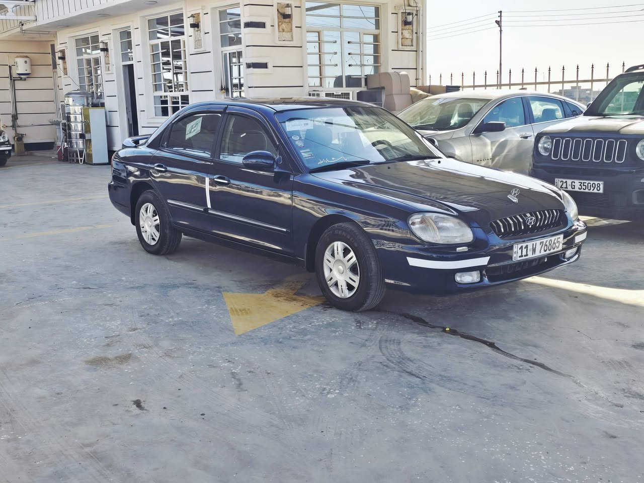 سوناتا 2001 رقم بغداد مكينه وكير جدد صدر خلفي أمامي جديد كهربائيات كلهه تشتغل تبريد منظومه جديده شادهه مصبوغه صبغ درجه اولى للجماليه مكفوله من ضربه ولكص سياره جاهزه من كلشي  السعر 58 وبيهه مجال حك الجيه مكاني ديالى الغالبيه للتفاصيل سيد حيدر ***********..
