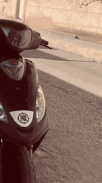 السلام عليكم عيوني دراجه كامكو للبيع موديل 13 السعر 775 الرقم ***********
