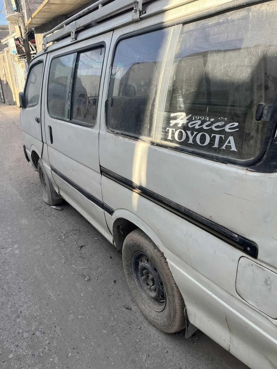 ‏موديل 93 بغداد باسمي سعر 18 ورقة سيارة طافية ***********
