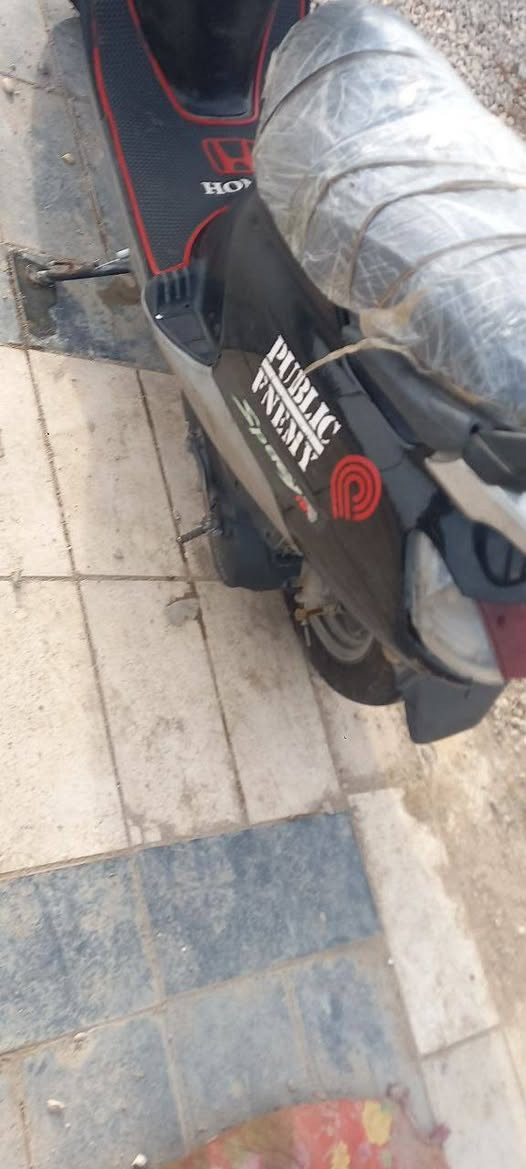 سلام عليكم دراجه سبيسي 2023 دراجه كله شغاله سعر 225 بيه مجال/مكان واسط النعمانيه ***********
