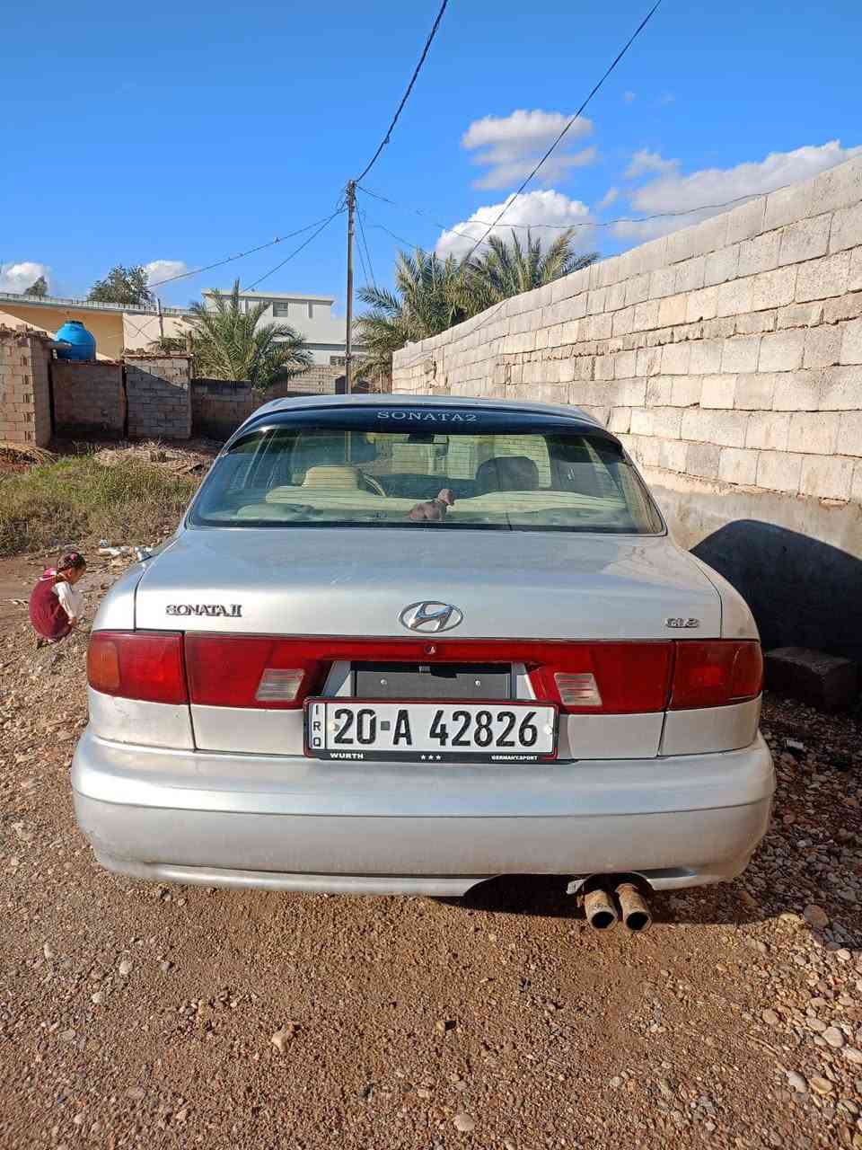 السلام عليكم ورحمه الله وبركاته للبيع سوناتا 95سنويه  2030.  مكينه خير وكير وداخل تبريد ثلج السعر 44 وبيها مجال رقم صاحب السياره ***********
