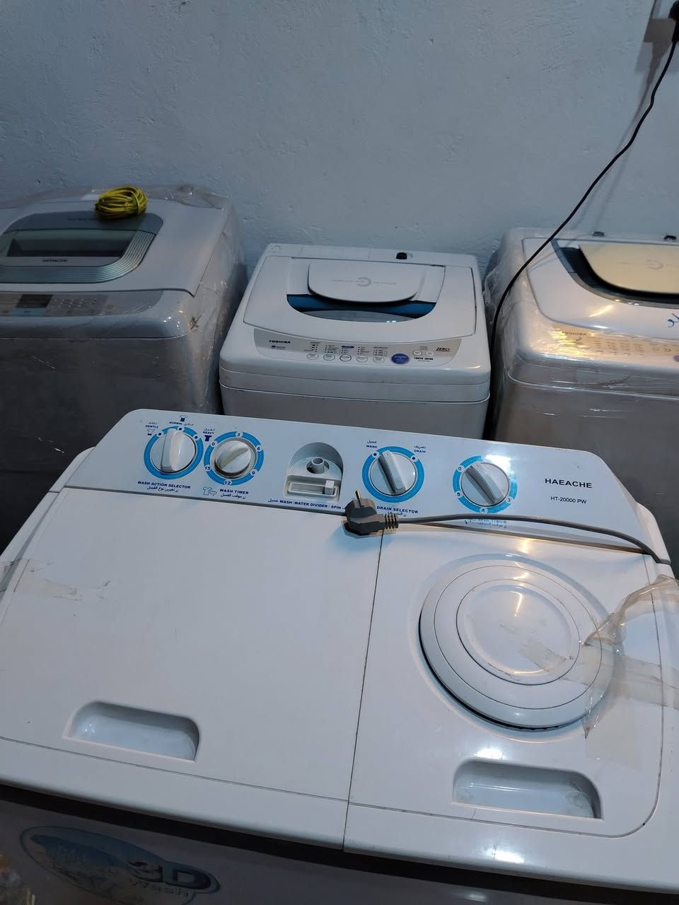 يوجد لدينا طباخات غسالات ثلاجات برادات قنفات الأسعار جدا مناسبه مستعمل وجديد
العنوان بغداد الطالبيه شارع زويني مقابل علوه زويني معرض اثاث السليمانيه 
للتوصل عبر الرقم ***********
