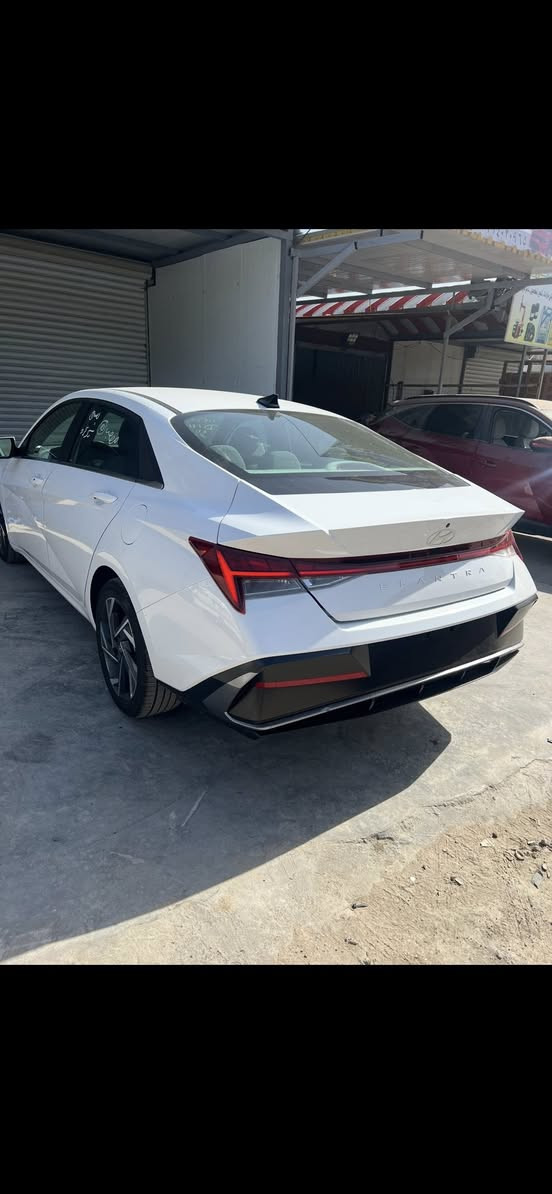 النترا موديل 2025  لون ابيض💚
🥇للبيع. فقط🥇 صور الحادث بل منشور

وارد امريكي ماشيه 10 زيرو

حادثه بنيد فقط بدون جاملغات مبدل

مواصفاتSEL فول مواصفات

شاشه كار بلي 

رادار امامي

اهتزاز. ستيرن

ورادار خلفي

ورادار جانبي

تحديد مسار

قياده ذاتيه

تنبيه خروج عند المسار

ويل كب. 

فول تحكم ستيرن

كير اوتو +عادي

شاشه متصل الكتروني دجتال . تنبيه. اهتزاز. بل ستيرن 

السياره جديده ومابيه اي نقص 

. سيارةفوول. مكينة 2000 دوش

رقم 📞 ***********

بغداد. البنوك
