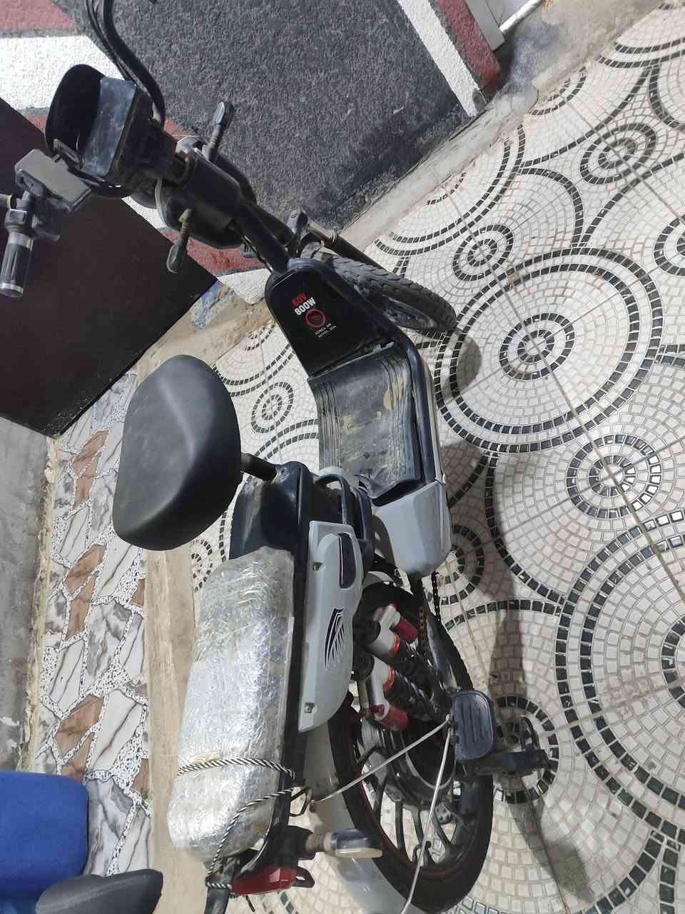 السلام عليكم 
دراجه شحن
للبيع  اتصال رقم الهاتف ***********/
/***********
