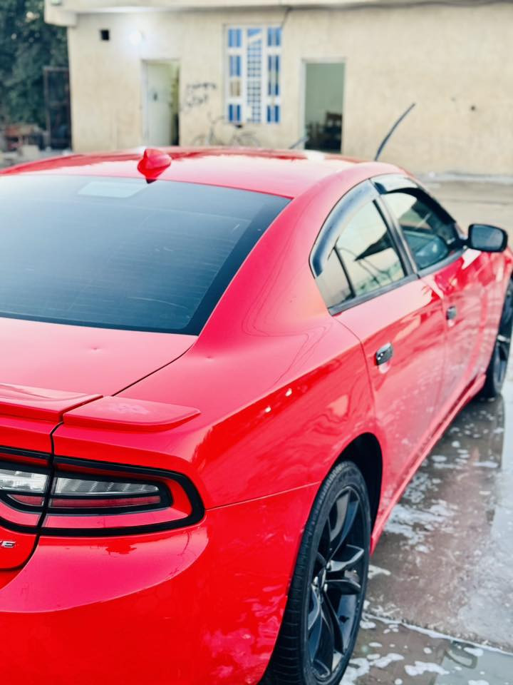 السلام عليكم للبيع سيارة تشارجر 2016 اصل فوول نظافة ✅
مواصفات ال Sxt 
كشنات حضن 
تحكم ستيرن
لون احمر طماطي  
ويل 20
السيارة ماشية120 (استخدام شخصي فقط ما طالعه خطوط )
مكينة وكير كفالة 
مكينة 6 سلندر 3.6 V
كير طيارة 8 نمرر 
رقم ذي قار الإنكليزي _ السنوية 2029 
ضررالسيارة صبغ الباب الأمامي عكس السايق فقط أثرٍ خدوش 👍وهذا السونار راح انزله بالصور

السعر 20،000$ (شدتين) وبيه مجال 
للتواصل الاتصال ع الرقم 👇
***********
