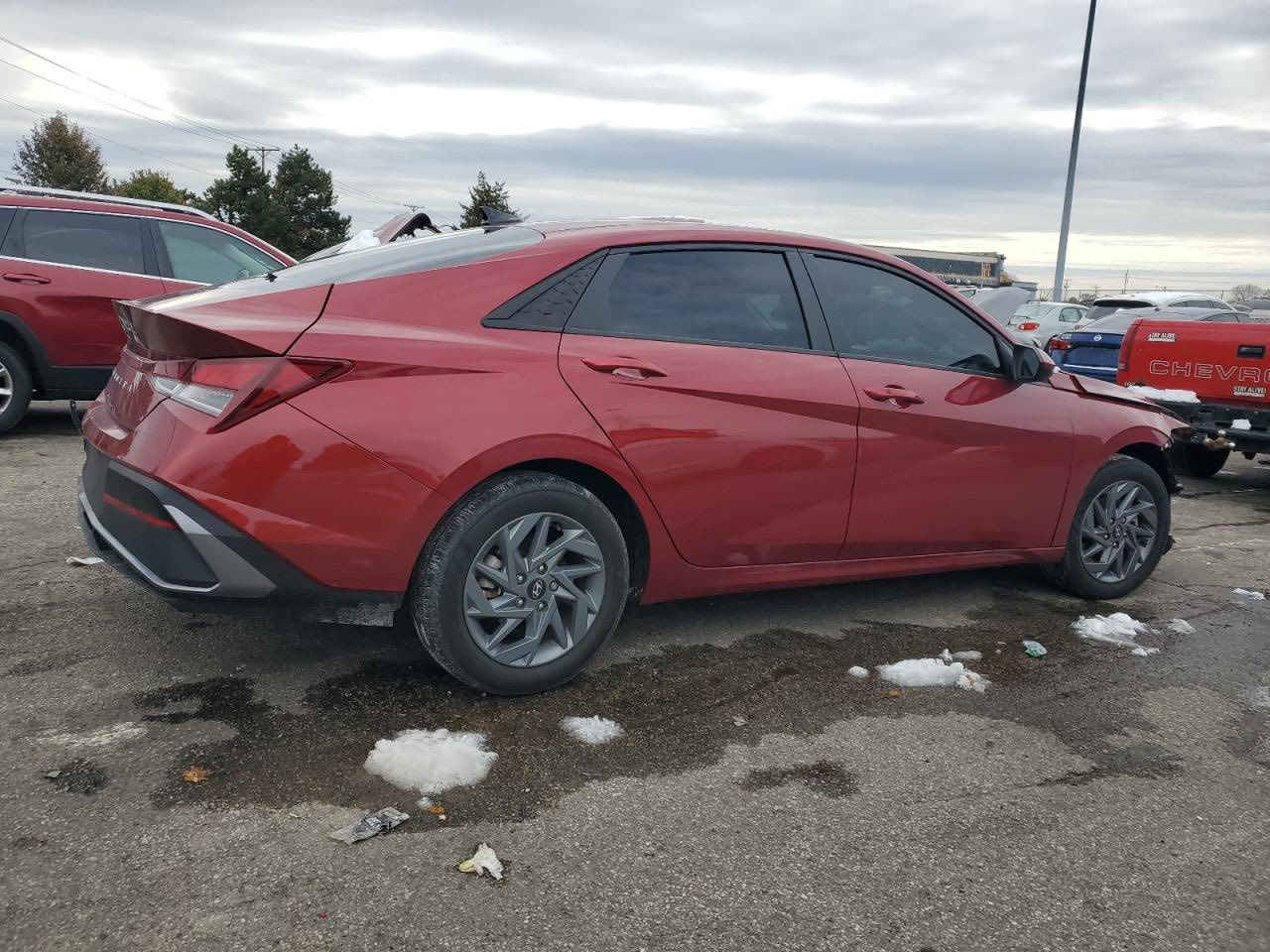 هيونداي النترا 2024 SEL 
في الطريق الى المنطقة الحرة 
المواصفات:
مانع انغلاق ABS
مانع انزلاق 
كاميرا خلفية
نقط عمياء
دخول ذكي
خروج ذكي
مثبت سرعة
ابل كاربلاي
اندرويد اوتو 

السيارة في الطريق الى المنطقة الحرة سعر السيارة في المنطقة الحرة 118  ورقة 
للاستفسار و التواصل
***********
